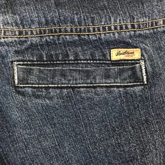 Levi’s Size 8 Denim Jean Capri Pants - Picture 6 of 8